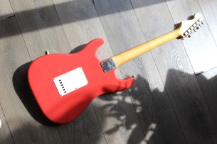 FENDER "Custom Shop '64 Stratocaster Journeyman Relic - Faded Aged Fiesta Red" HARDCASE, 3, 64 KG