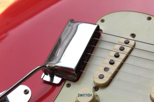 FENDER "Custom Shop '64 Stratocaster Journeyman Relic - Faded Aged Fiesta Red" HARDCASE, 3, 64 KG