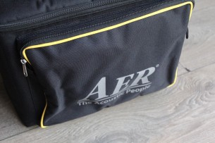 AER "Compact 60 4 with her Gigbag"