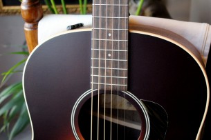 TAYLOR "AD17e-Sunburst" AEROCASE
