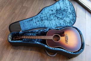 TAYLOR "AD17e-Sunburst" AEROCASE