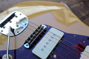 FENDER "Limited 60th Anniversary Classic Jazzmaster Vinatge Blonde"