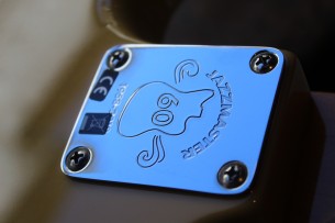 FENDER "Limited 60th Anniversary Classic Jazzmaster Vinatge Blonde"