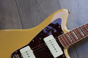 FENDER "Limited 60th Anniversary Classic Jazzmaster Vinatge Blonde"