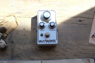 SURFADELIC SOUNDWAVES "Mindfuzz Compact"