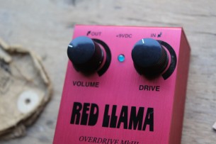 Way Huge"Red Llama VM23 MK III"