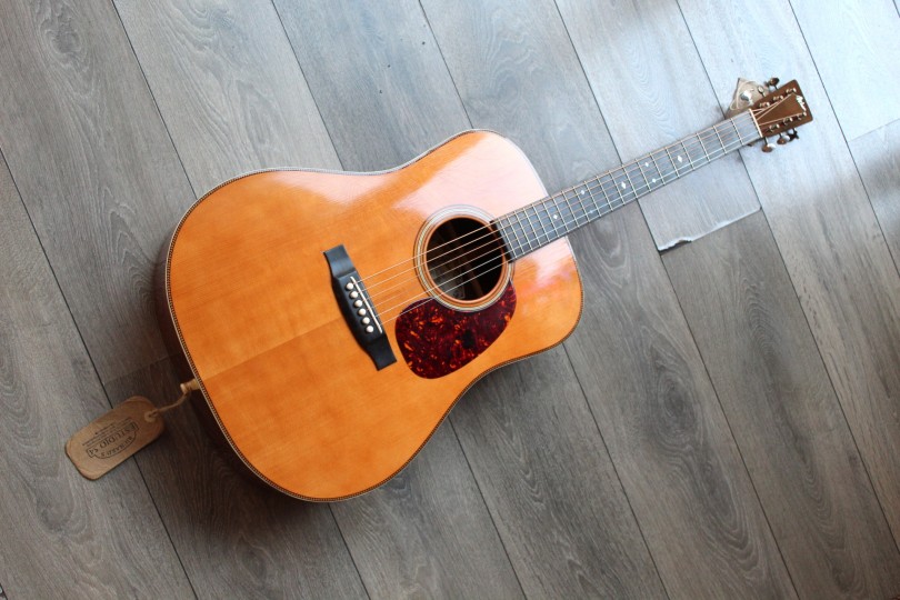 ATKIN "D-37 Pre War Herringbone Natural"