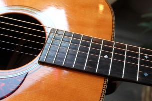 ATKIN "D-37 Pre War Herringbone Natural"