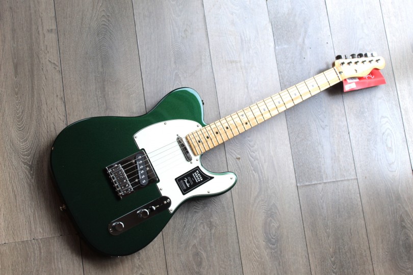 FENDER " Limited Edition Player Telecaster, Maple Fingerboard, British Racing Green" 2, 99 KG