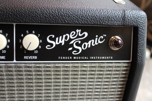 FENDER "Super-Sonic™ 22 Combo, Black"