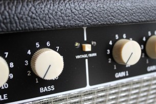 FENDER "Super-Sonic™ 22 Combo, Black"