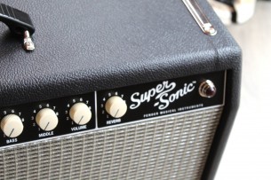 FENDER "Super-Sonic™ 22 Combo, Black"