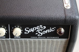 FENDER "Super-Sonic™ 22 Combo, Black"