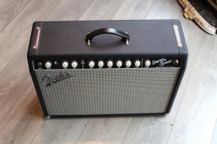 FENDER "Super-Sonic™ 22 Combo, Black"