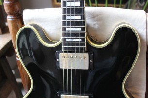 GIBSON "Nashville Gibson ES-355, Aged Custom Authentic Finish, Yamano, Keith Richard's 355, 1 of 25" 4, 15 KG