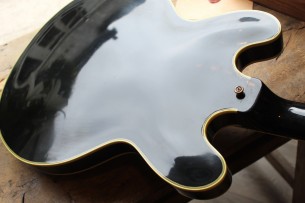 GIBSON "Nashville Gibson ES-355, Aged Custom Authentic Finish, Yamano, Keith Richard's 355, 1 of 25" 4, 15 KG
