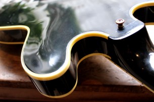 GIBSON "Nashville Gibson ES-355, Aged Custom Authentic Finish, Yamano, Keith Richard's 355, 1 of 25" 4, 15 KG