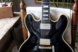 GIBSON "Nashville Gibson ES-355, Aged Custom Authentic Finish, Yamano, Keith Richard's 355, 1 of 25" 4, 15 KG