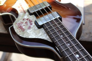 HOFNER "Violin Bass - 61 'Cavern' 60th Anniversary Edition" Piece 50 of 60 made worldwide