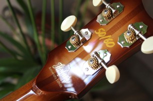 HOFNER "Violin Bass - 61 'Cavern' 60th Anniversary Edition" Piece 50 of 60 made worldwide