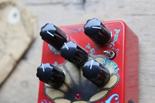 ZVEX "Vertical Instant Lo Fi Junky"