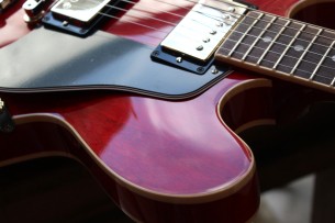 GIBSON "ES- 335 Sixties Cherry" HARDCASE, 3, 51 KG