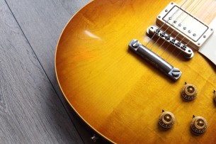GIBSON "Custom Shop Historic 1958 Les Paul Standard Reissue Honey Lemon Fade VOS" (2015) HARDCASE, 3, 98 KG