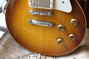 GIBSON "Custom Shop Historic 1958 Les Paul Standard Reissue Honey Lemon Fade VOS" (2015) HARDCASE, 3, 98 KG