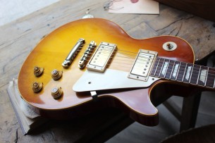 GIBSON "Custom Shop Historic 1958 Les Paul Standard Reissue Honey Lemon Fade VOS" (2015) HARDCASE, 3, 98 KG