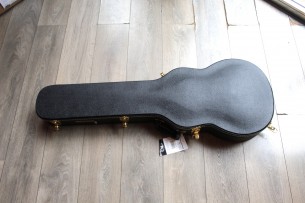 GRETSCH "G6134T-140 LTD 140th Double Platinum Penguin with String-Thru Bigsby, Stone Platinum/Pure Platinum" HARDCASE