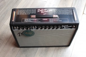 FENDER "´65 Deluxe Reverb Amp Combo"