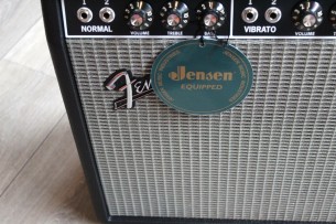 FENDER "´65 Deluxe Reverb Amp Combo"