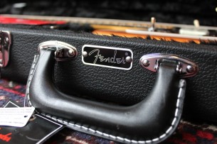 FENDER "Troy Van Leeuwen Jazzmaster, Cooper Aged, Maple" HARDCASE