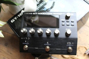 BOSS "GT1000 Core"