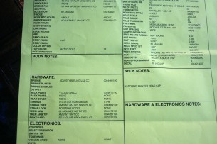 FENDER "Custom Shop '66 Jaguar Deluxe Closet Classic, Rosewood, Azteca Gold" 3,89 KG,