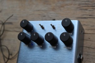 FENDER "Tre-Verb Digital Reverb/Tremolo"