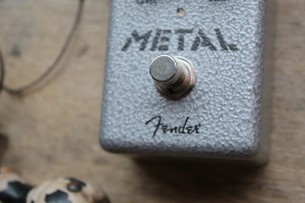 FENDER "Hammertone Metal"