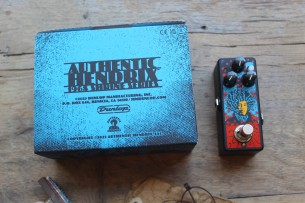 DUNLOP "Authentic Hendrix '68 Shrine Series Uni Vibe Chorus Vibrato" (JHMS3)