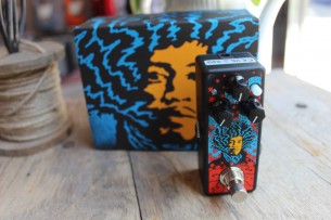 DUNLOP "Authentic Hendrix '68 Shrine Series Uni Vibe Chorus Vibrato" (JHMS3)
