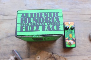 DUNLOP "Authentic Hendrix '68 Shrine Series Fuzz Face Distorsion" (JHMS1)