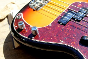 FENDER "American Vintage II 1960 Precision Bass,3-Color Sunburst,,Slab Rosewood" HARDCASE