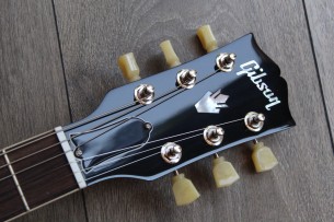 GIBSON "SG Standard '61 Maestro Vibrola" HARDCASE, 3, 35 KG