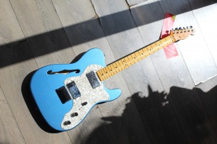 FENDER "American Vintage II 1972 Telecaster Thinline, Maple Fingerboard, Lake Placid Blue" HARDCASE