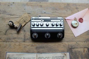 BOSS "DM-101 Delay Machine"