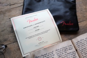 Fender "American Vintage II 1966 Jazz Bass, Sea Foam Green" 4, 10 KG