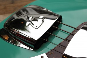 Fender "American Vintage II 1966 Jazz Bass, Sea Foam Green" 4, 10 KG