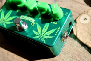 Zvex "Cannabis Commemorative limited edition 2023 - Cannabis Commemorative"