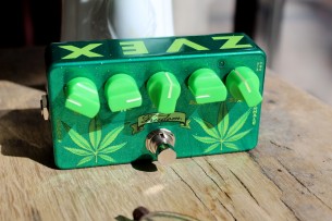 Zvex "Cannabis Commemorative limited edition 2023 - Cannabis Commemorative"
