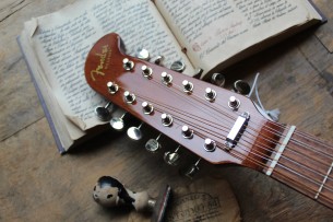FENDER "Villager 12-String"
