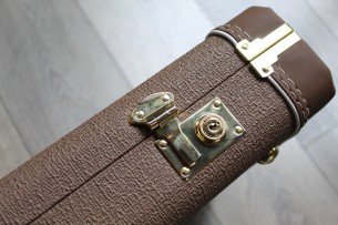 FENDER "Custom Shop Heavy Relic '62 Jaguar Matching Head Fiesta Red" HARDCASE